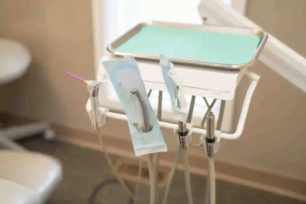 تجهیزات پیشرفته جرمگیری دندان